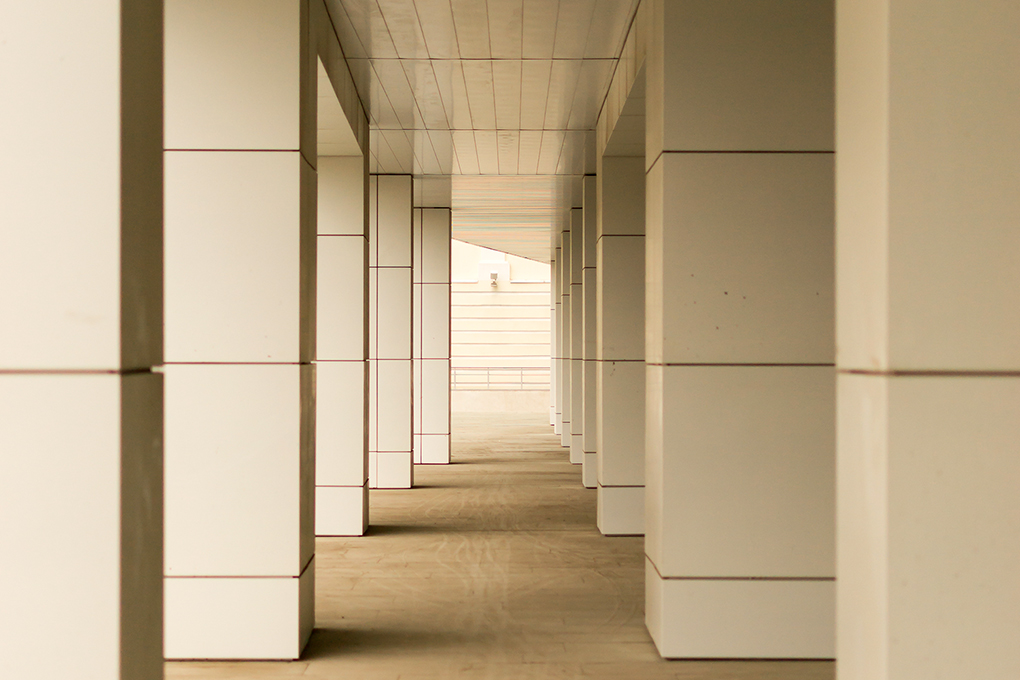 Image of an outdoor corridor